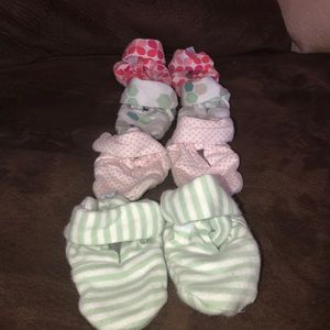 4 pair of baby booties/walkers